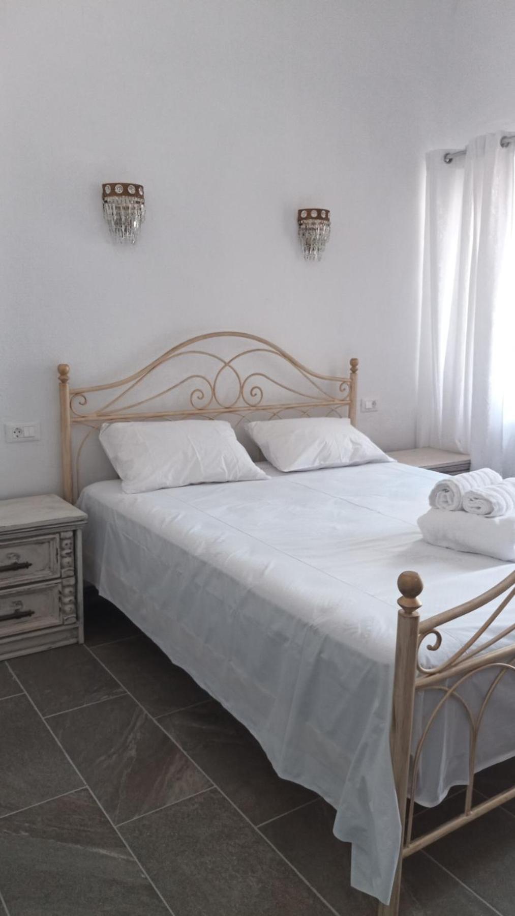 Villa Ξενοιασιά à Kythnos Extérieur photo
